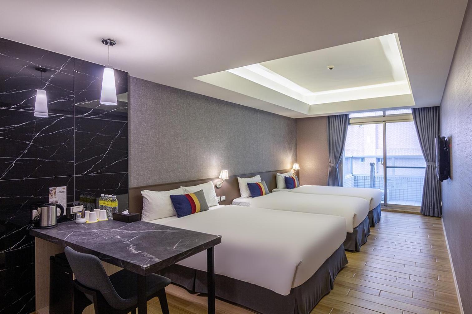 Check Inn New Taipei Luzhou Exteriör bild